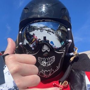 Meet your Posher, Brandon